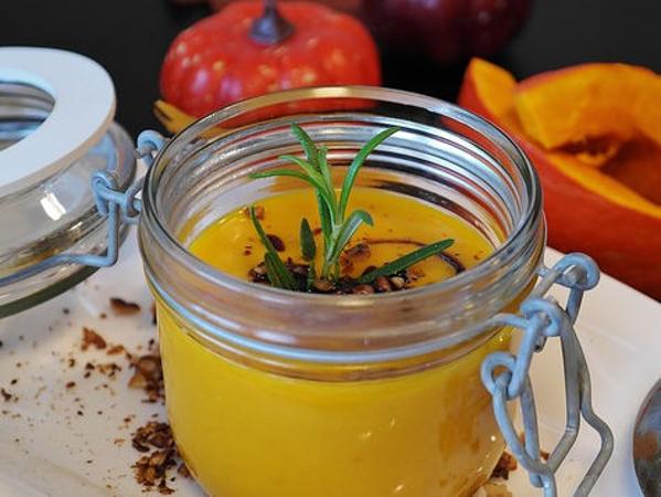 Kürbissuppe/Marmelade im Glas
